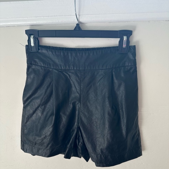 Tyler Boe Stevie Black High-Waist Faux Leather Shorts - Picture 3 of 6